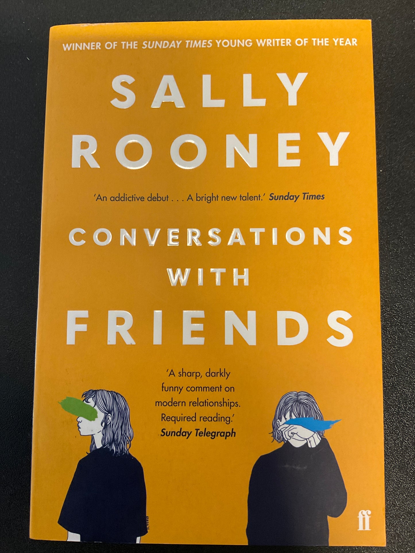 Conversations With Friends - Sally Rooney(used)