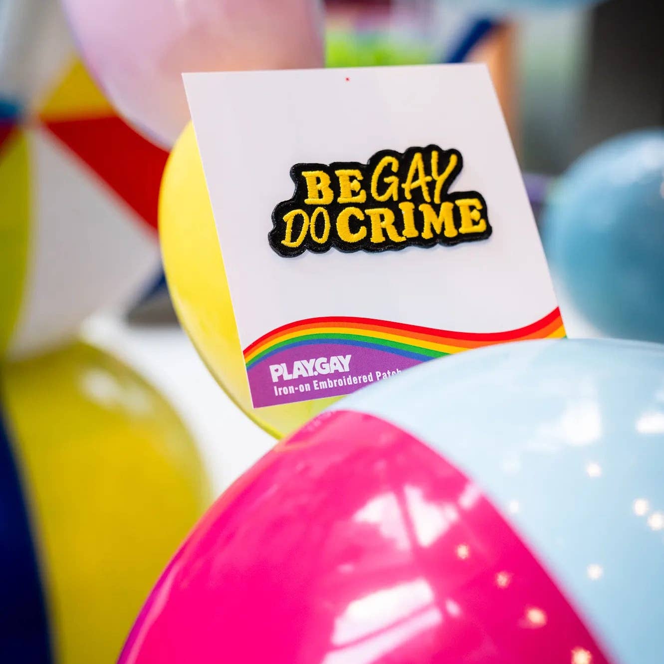 Tygmärke - Be gay do crime