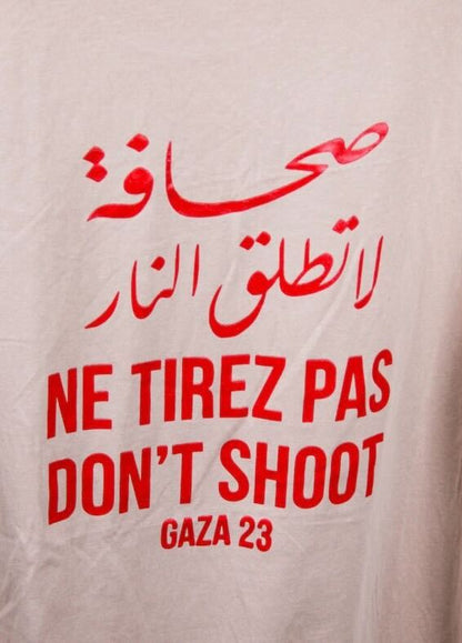 Ne Tirez pas (beige with red text, 2nd hand)